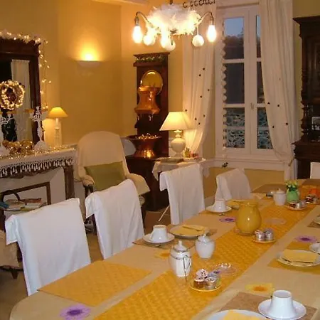 Oda ve Kahvaltı La Maison Pres D'aurillac Giou-de-Mamou