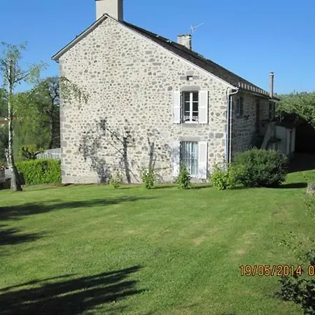 Oda ve Kahvaltı La Maison Pres D'aurillac Giou-de-Mamou
